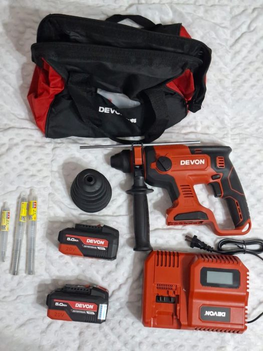 Продам перфоратор Devon