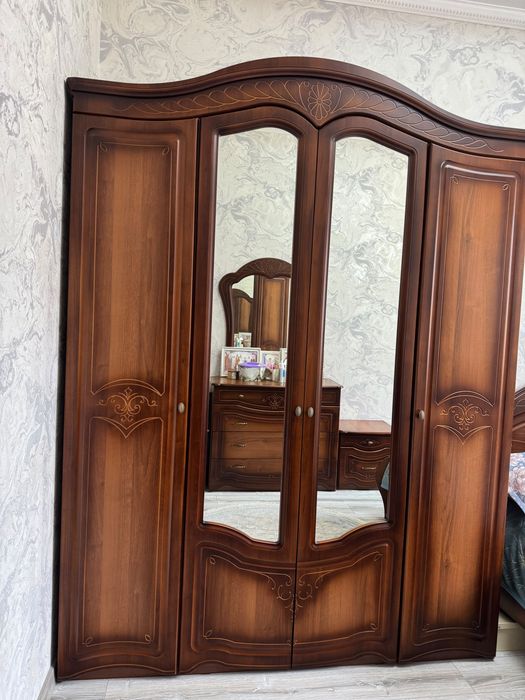 Спальная гарнитура