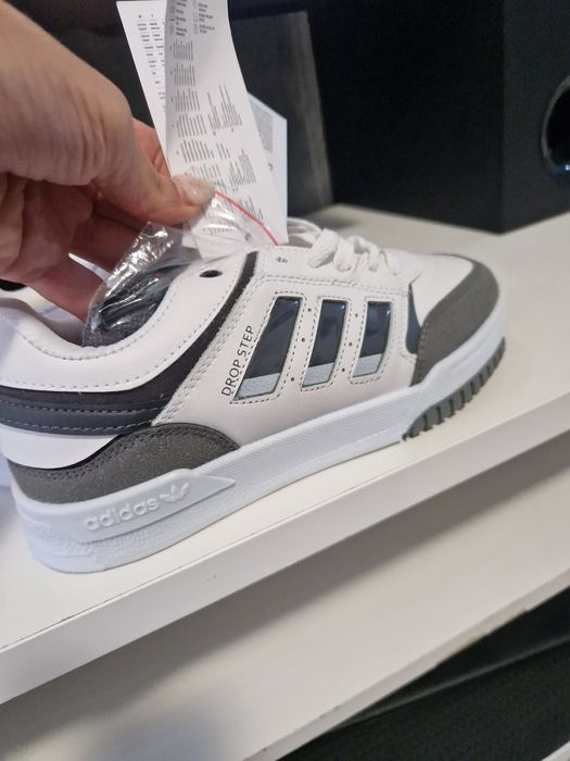 Кецове adidas.Чисто нови