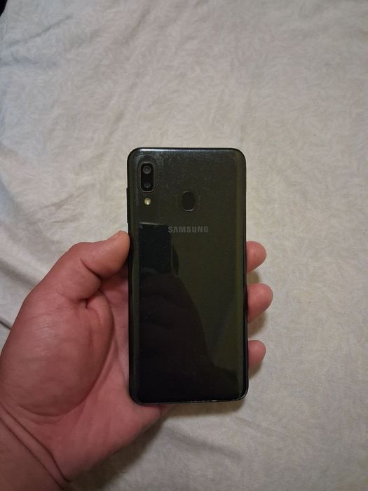 Samsung a20 Vietnam Abmen ham bor