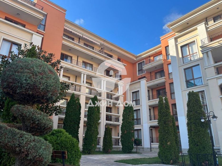 Продава се Двустаен апартамент в Свети Влас - 105 кв.м за 1523 €/кв.м - Снимка #11