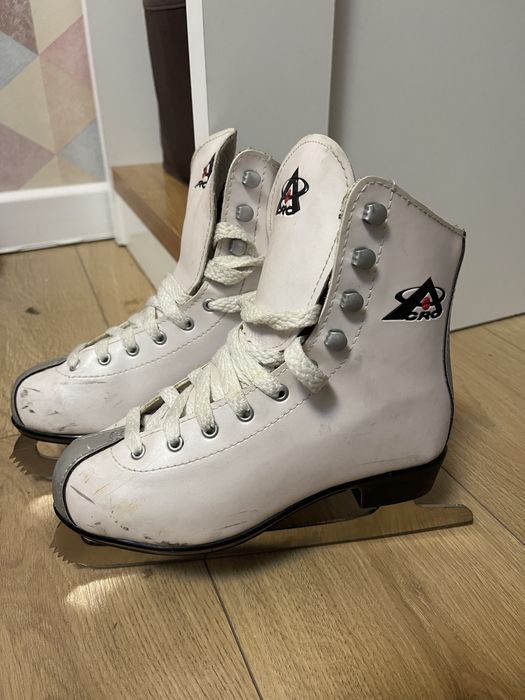 Коньки детские 34 размер