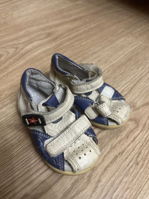 Босоножки детские