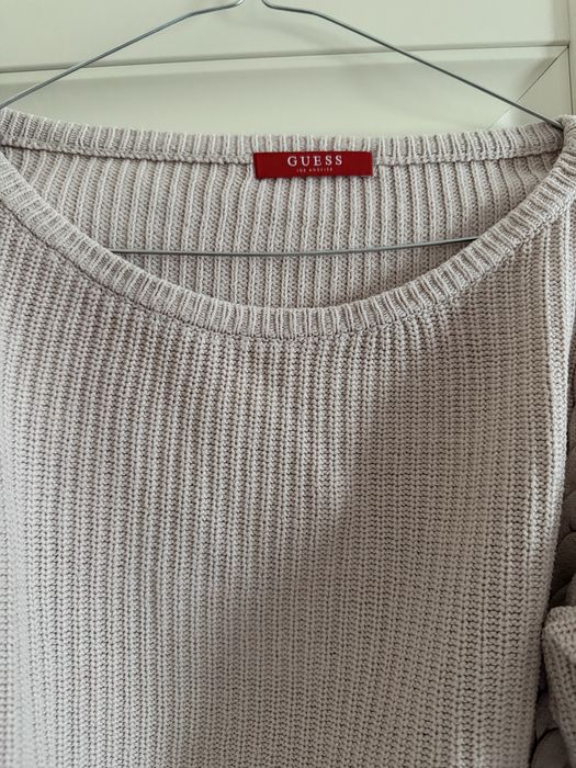 Pulover GUESS original, bej/nude, tricotat cu torsade pe mâneci,M