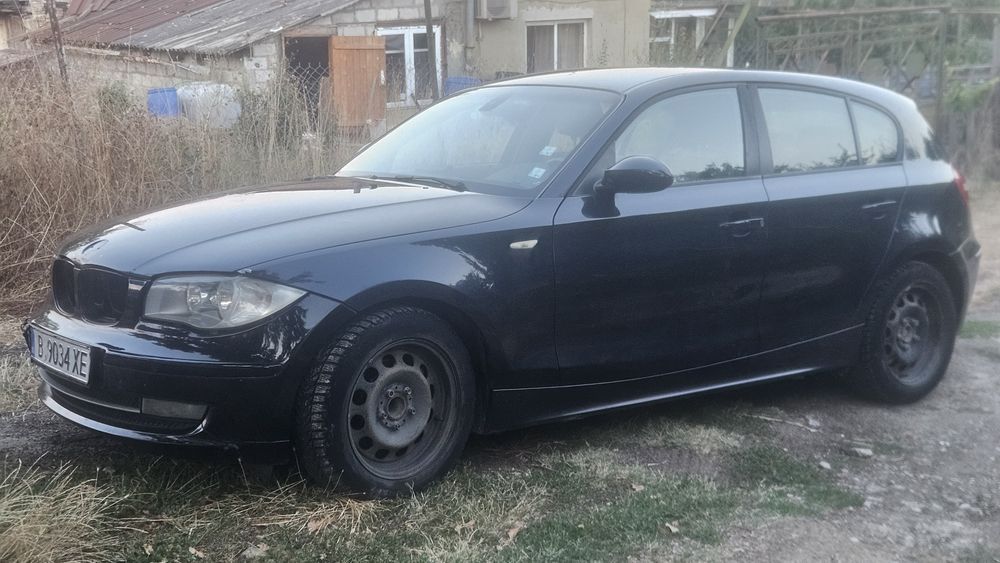BMW 120i автомат бензин хечбек подгрев