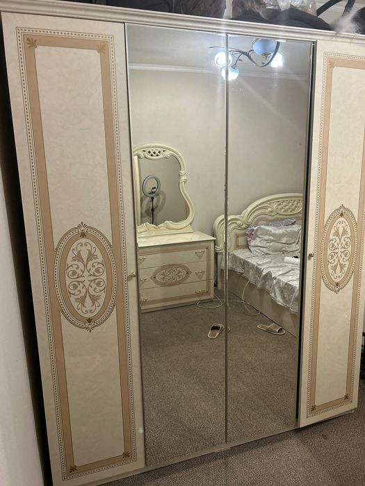 Спальная гарнитура