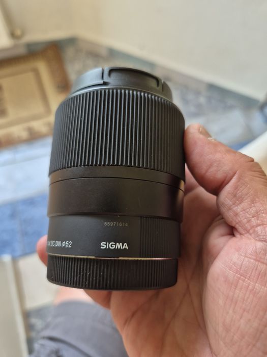 Obiectiv Sigma  30mm f1,4 DG DN Sony E