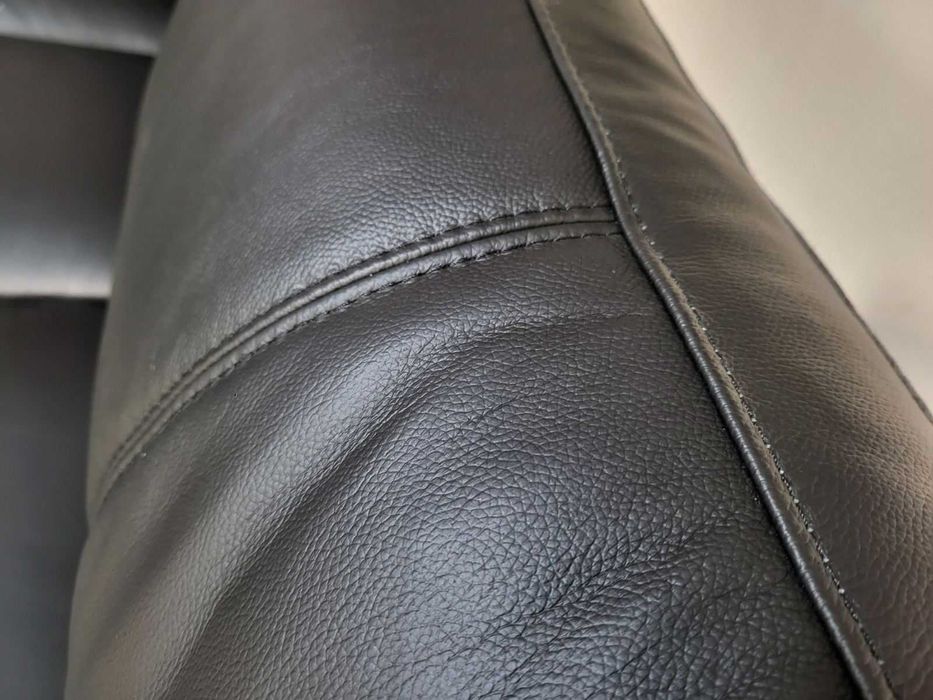 Черен кожен ъглов диван