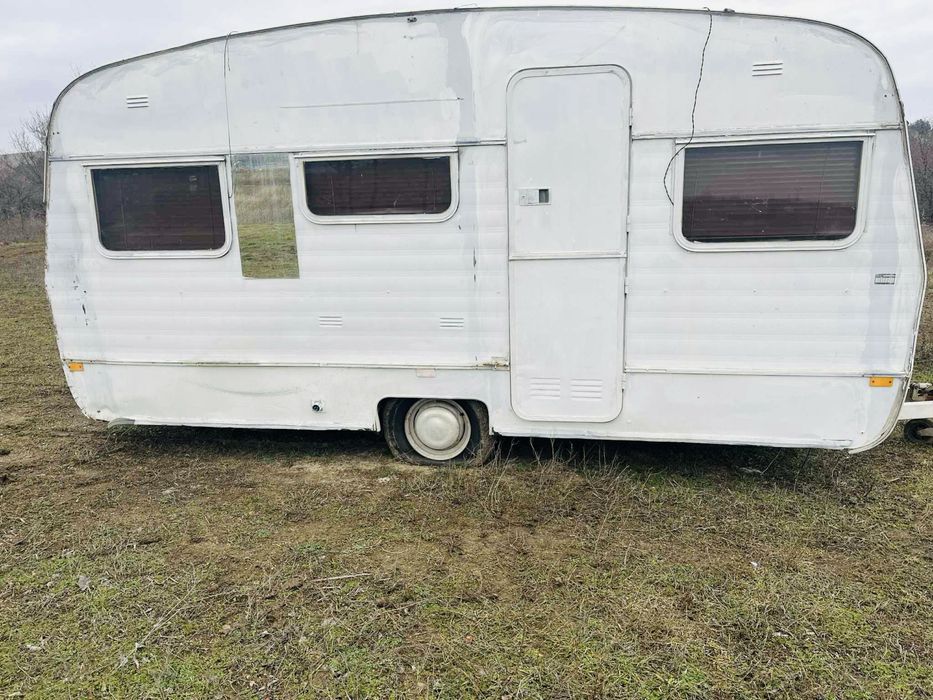 Стационарна каравана