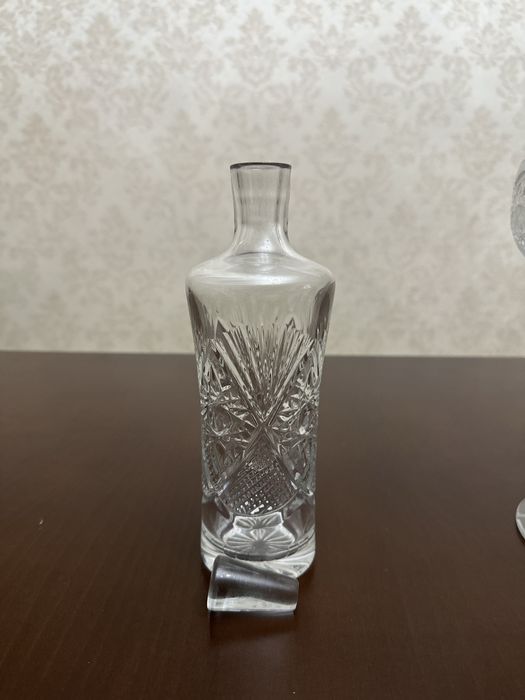Графин хрустальный