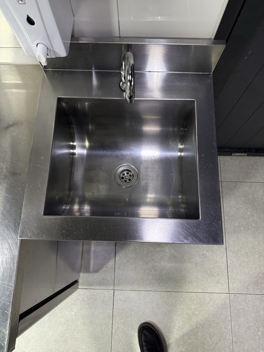 Мойки нержавеющие