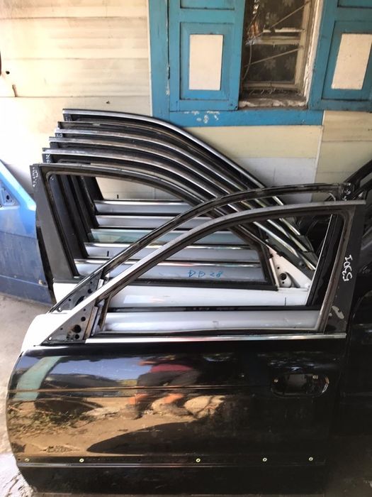 Двери БМВ, Мерседес, Land Rover, Mini Cooper.