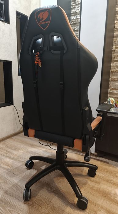 Игровое кресло Cougar Armor Pro