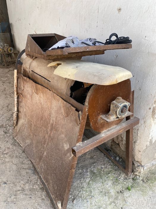 Makkajoxori donini sotasidan ajratib beradigan tegirmon