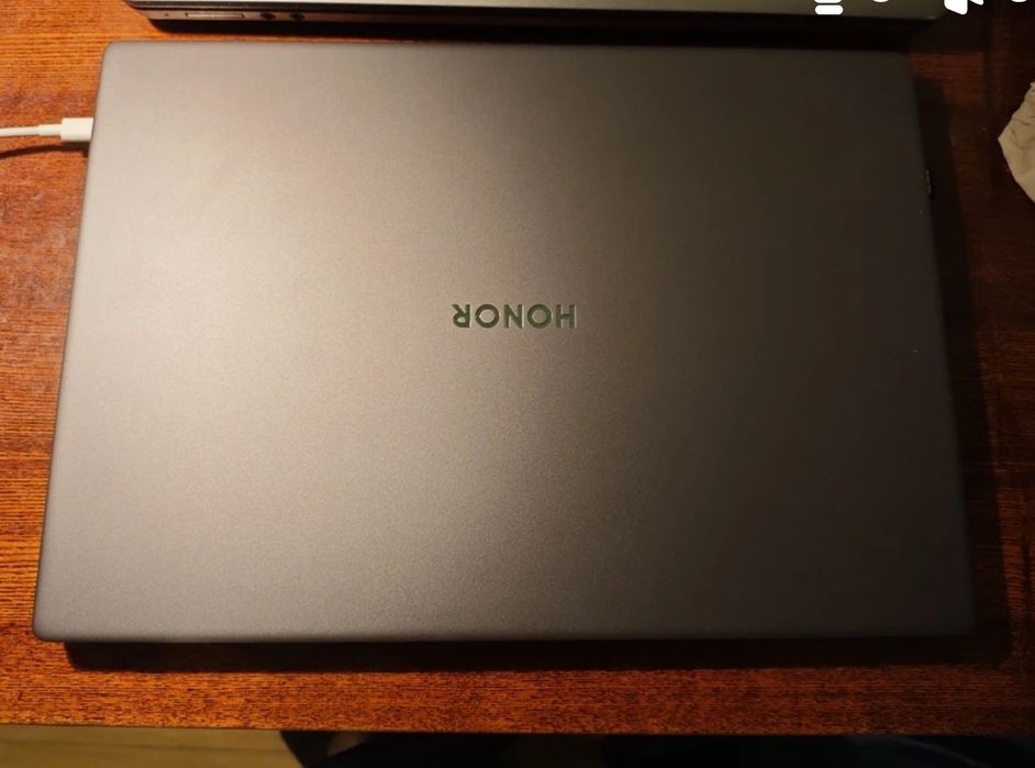 Ноутук honor magicbook 16дюймов