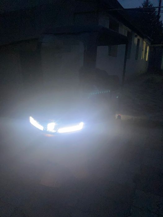 Электричный трицикл с крышей