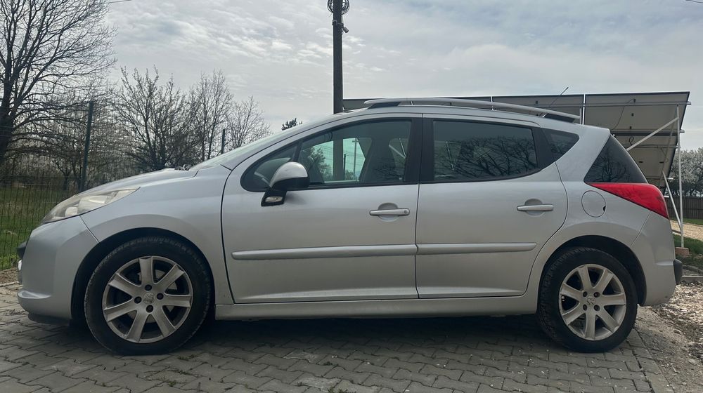 Peugeot 207, automatic, benzină