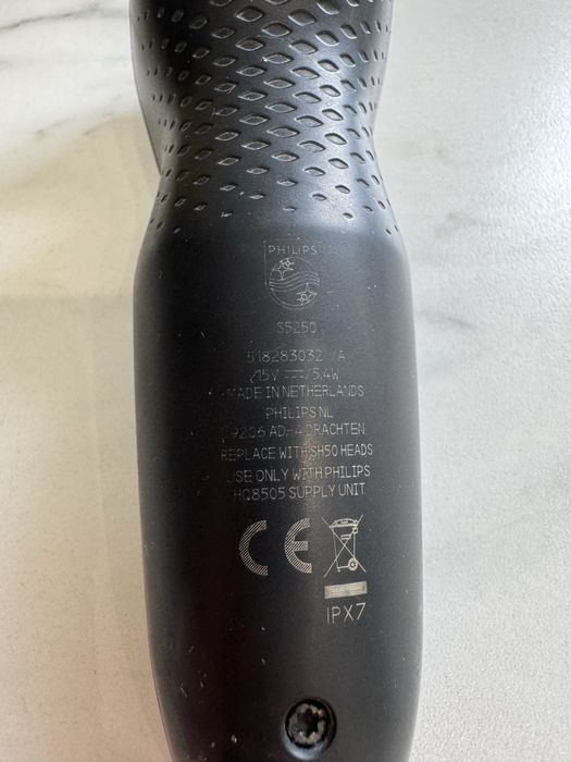 Philips самобръсначка серия 5000