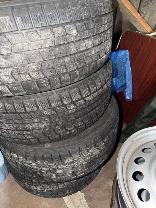 Продам резину на 16 астана