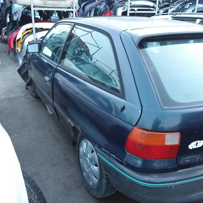 Dezmembrari Opel ASTRA F (1991-2002) 1.6 Benzina