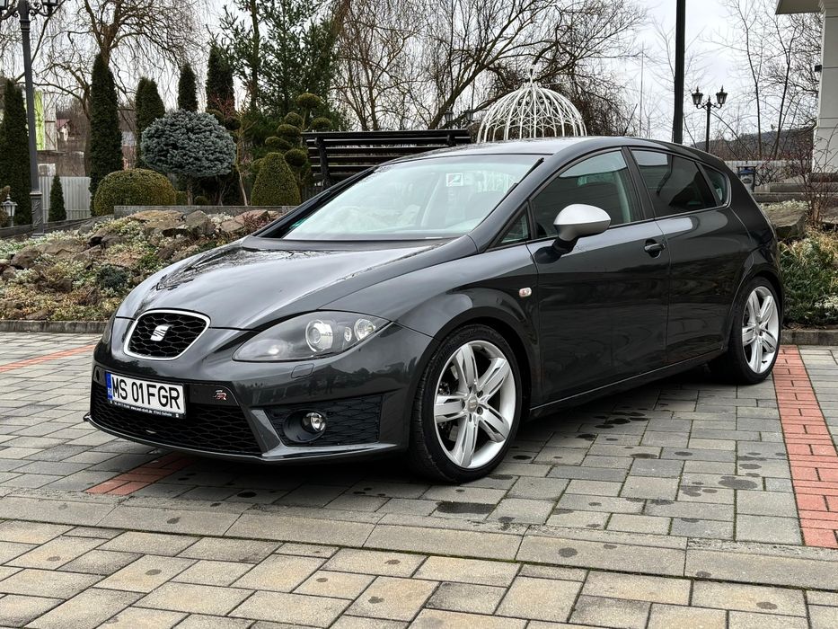 SEAT Leon 2011 — imagine 4