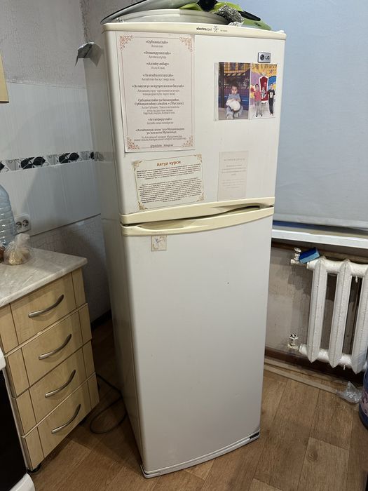 Холодильник продам