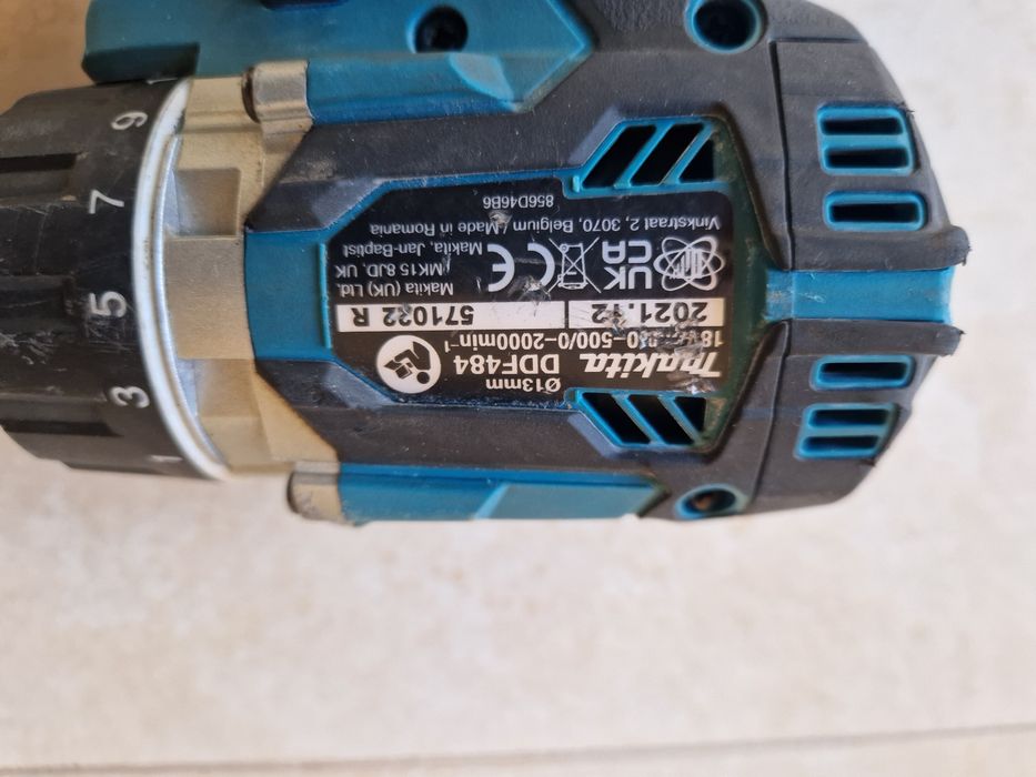 Makita DDF 484 - masina de gaurit si insurubat