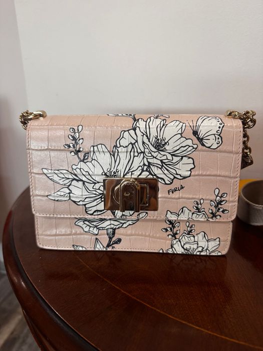 Furla 1927 чанта