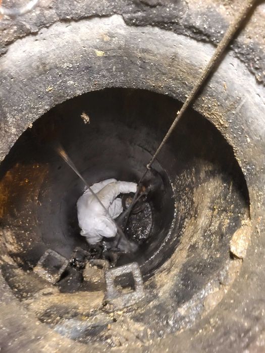 Спешен авариен ремонт на канализация и ревизионни шахти в София