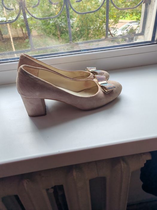 Женская обувь на торжества