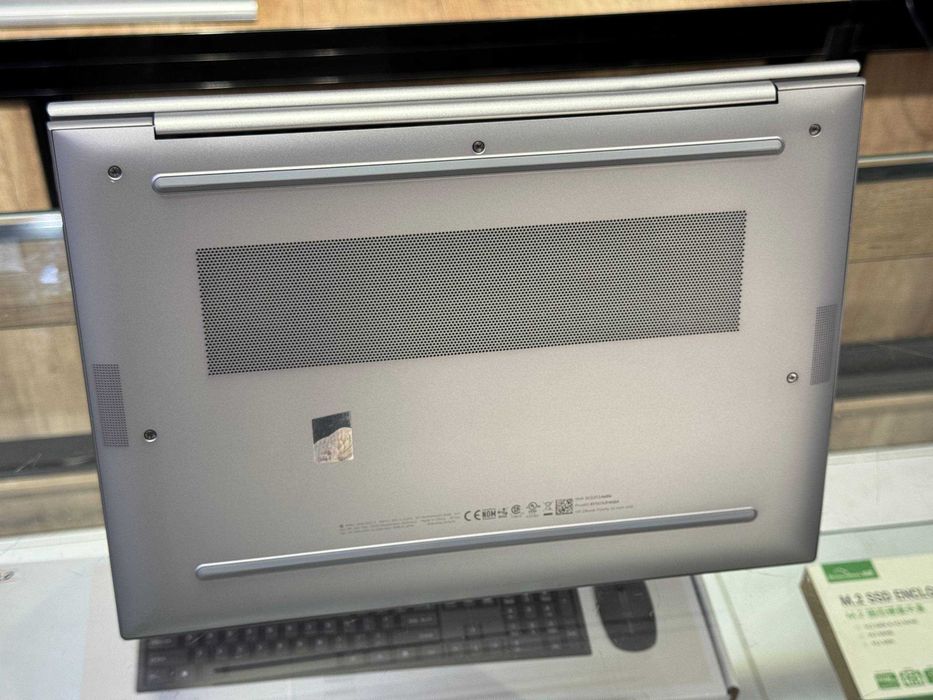 HP ZBook Firefly 14 G10 Core i7-1365U ram 12 ssd 512 RTX A500 4gb