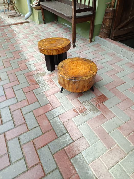 Masa cafea trunchi larice