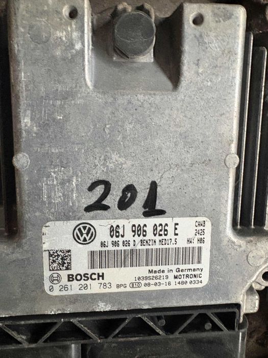 Компютър еку ecu електронен блок двигател Пасат 2.0тси тфси CAWB EA888