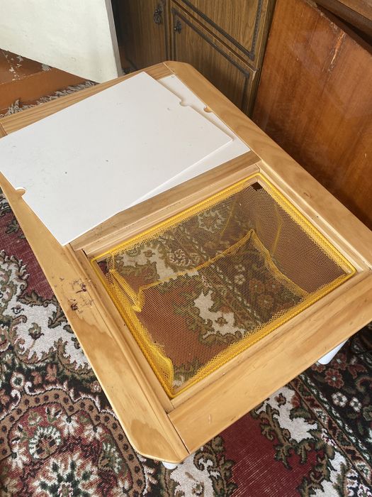 Продам детский столик