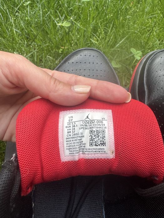 Кецове за момче  Jordan 38 номер