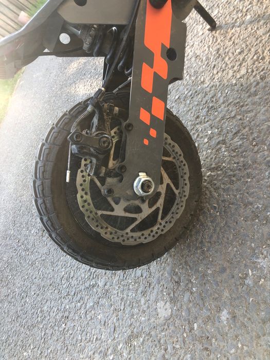 Trotineta electrică kukirin g2