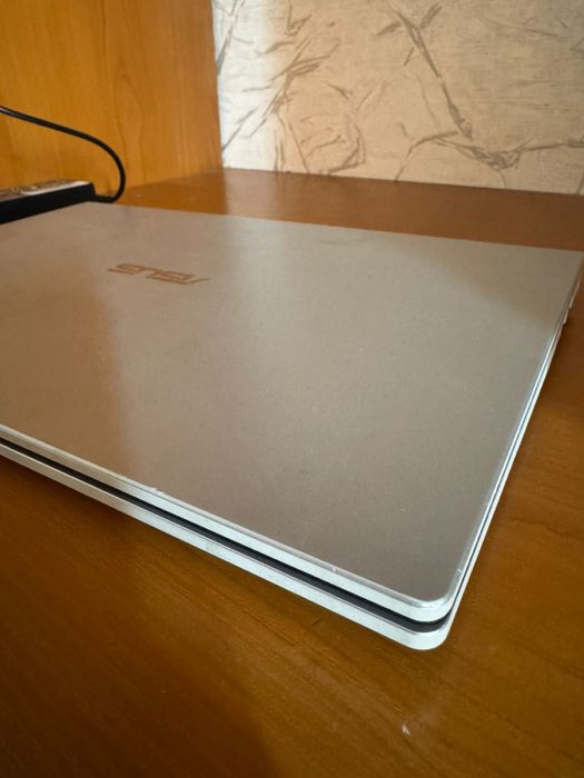 Ноутбук асус asus