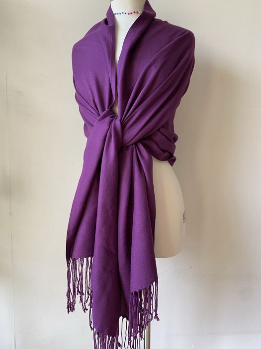 Лилав шал/ различни видове