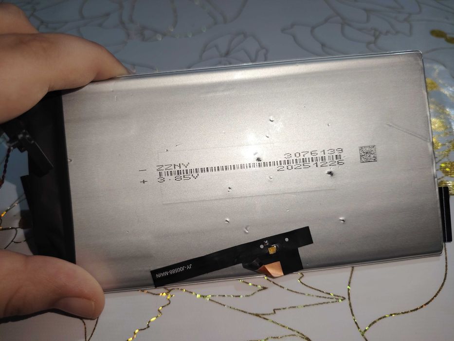 Батарейка и материнская плата от планшет