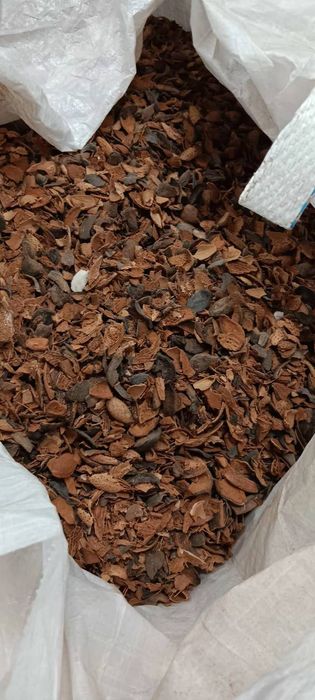 Черупки за отопление / Бадемови черупки