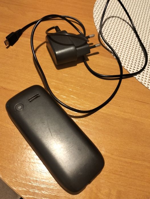 Telefon i Hunt cu butoane