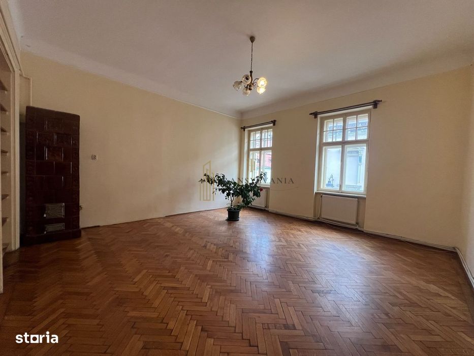 Garsonieră spațioasă de închiriat în zona ultracentrală — fotografia 3