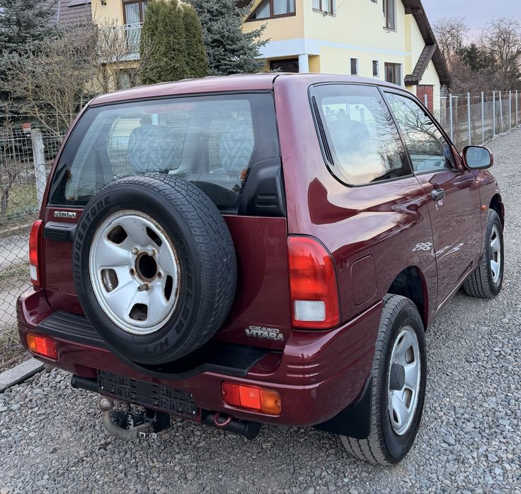 Suzuki  Grand Vitara 2.0i 128CP 4x4 Mic\Mare