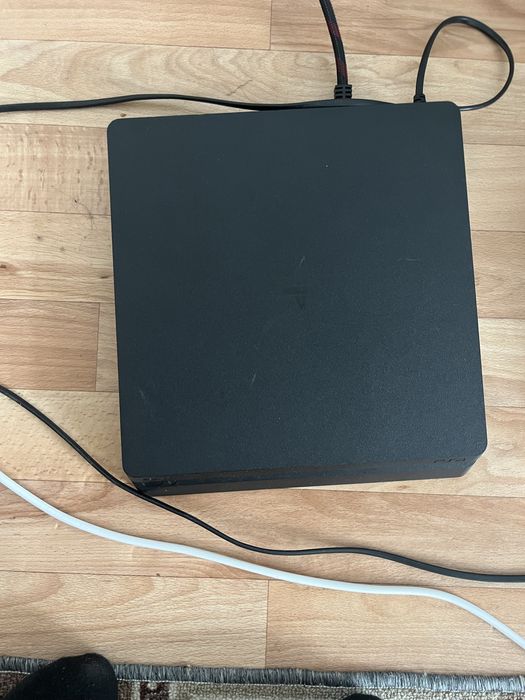 Плэйстэйшн 4 slim 1 тб  PS4