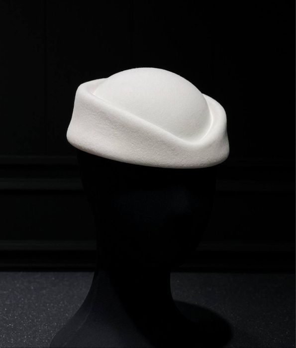 Женская шляпа-пилотка