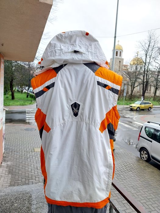 SPYDER-L разм.водоустойчив   плътен  мъжки елек с качулка .