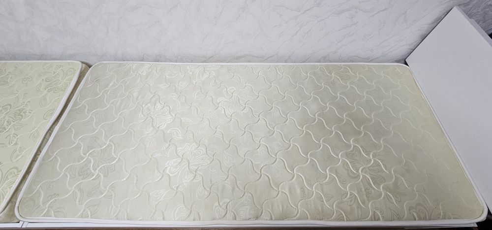 Продам матрас срочно