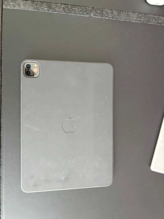 Apple Ipad Pro 11, 2nd gen, 2020, 128 gb, Wi-Fi.