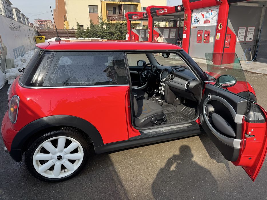 Mini Cooper One 1.4 benzina 2010 cutie automata