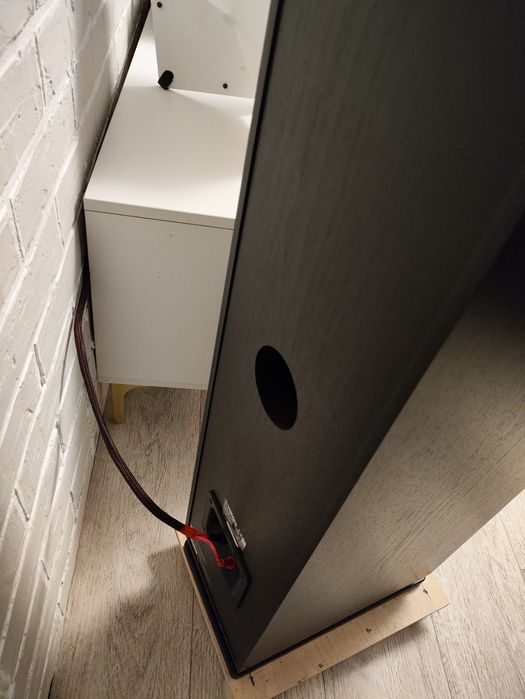 Акустическая система с усилителем